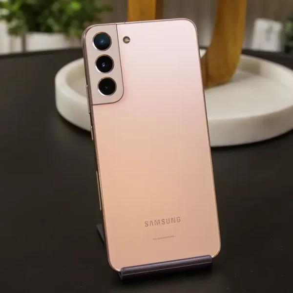 Samsung S22 Price in Pakistan